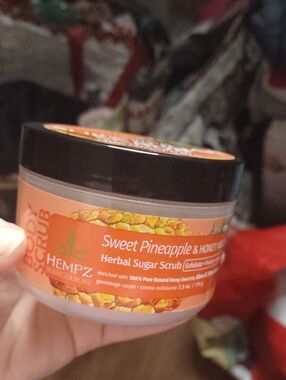 Hemps body scrub